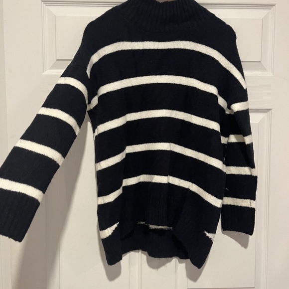 WORKSHOP Black and White Striped Sweater - Picture 4 of 5